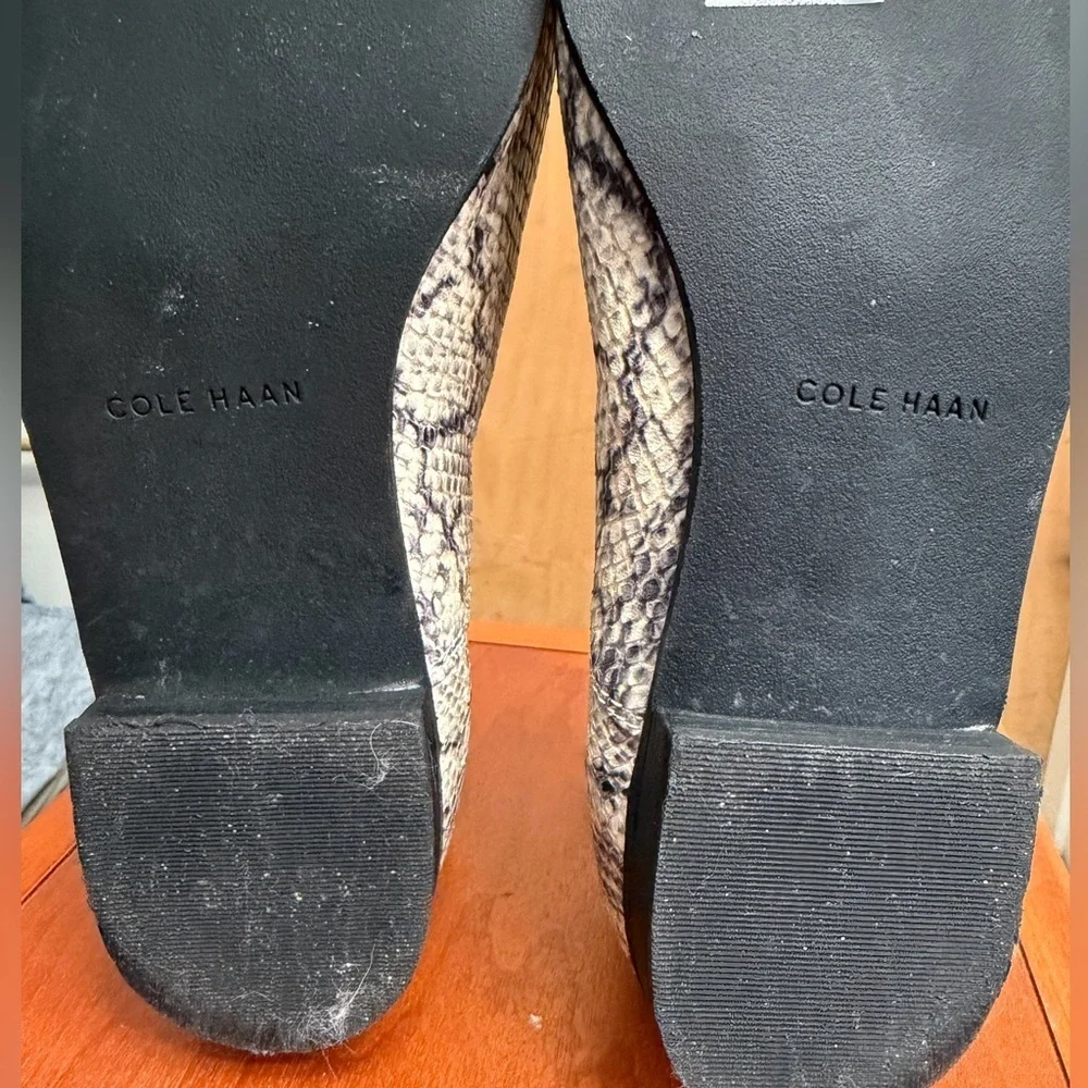 Cole Haan Women’s Snakeskin Leather Chelsea Boots Featuring Pointed Toe.Size:10